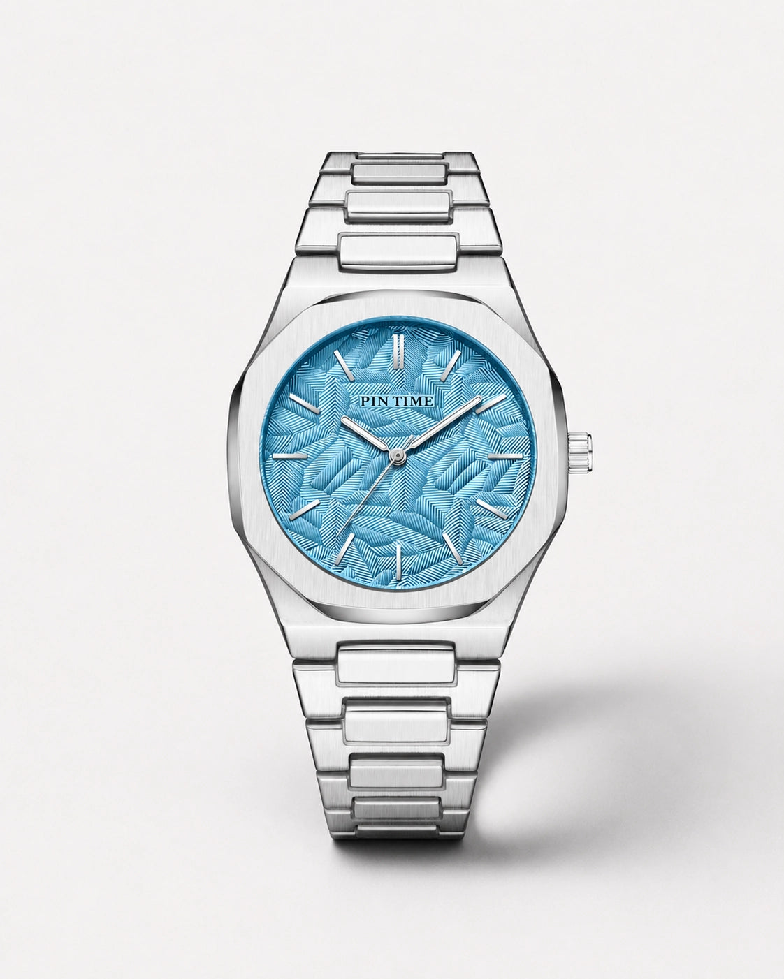 Luxora Celestyn luxe herenhorloge met zilveren roestvrijstalen band, helderblauwe patroonwijzerplaat en exclusieve uitstraling.