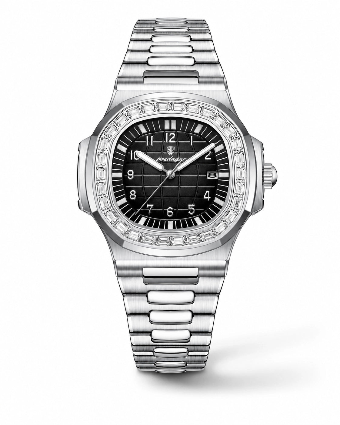 Zilverkleurig Viremont Cendral horloge met zwarte wijzerplaat, luxe stalen band en verfijnde glanzende bezel.